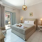 Marilu's, Paxos Port House Apartament