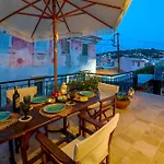 Marilu's, Paxos Port House
