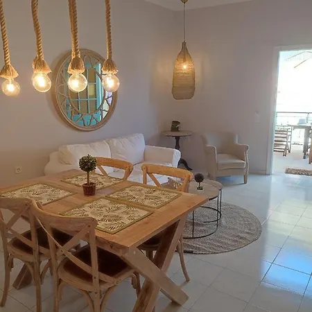 Marilu's, Paxos Port House * Gaios