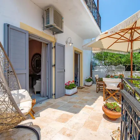 Marilu's, Paxos Port House